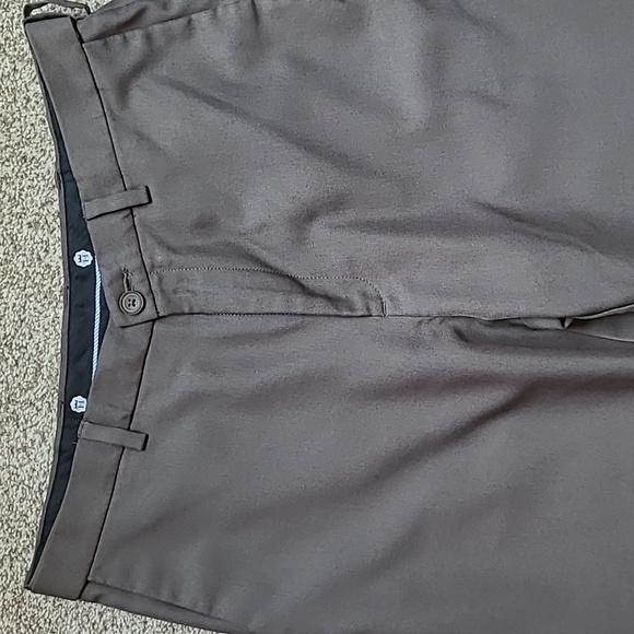 Haggar dress pants. - Picture 2 of 4